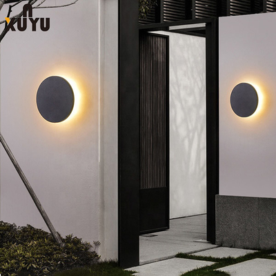 Aisle Villa Circular Outdoor Black Wall Lights 8W Good Heat Dissipation